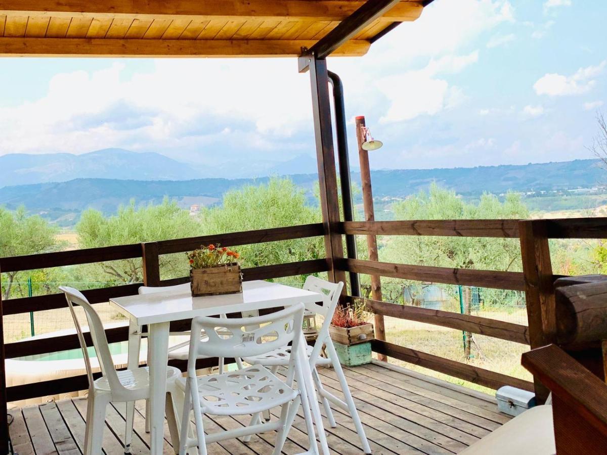 oasi macerina Villa Alanno Bagian luar foto