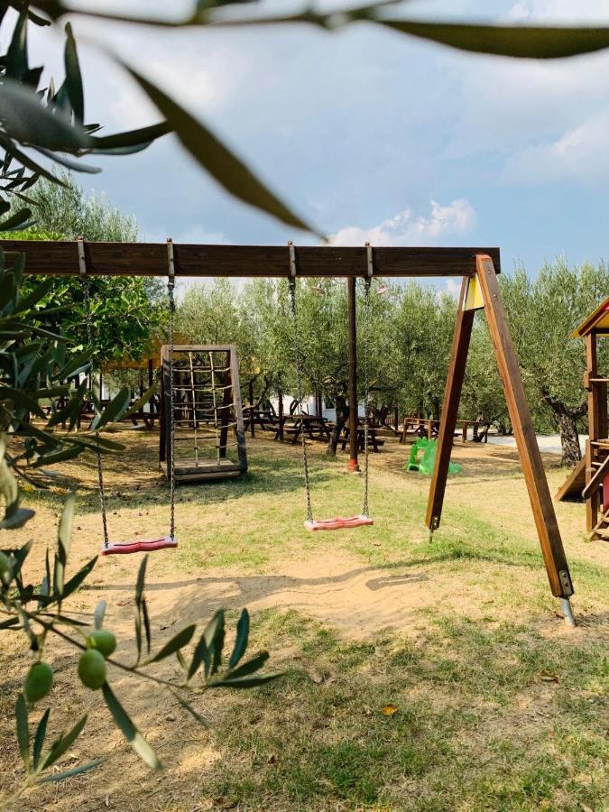 oasi macerina Villa Alanno Bagian luar foto