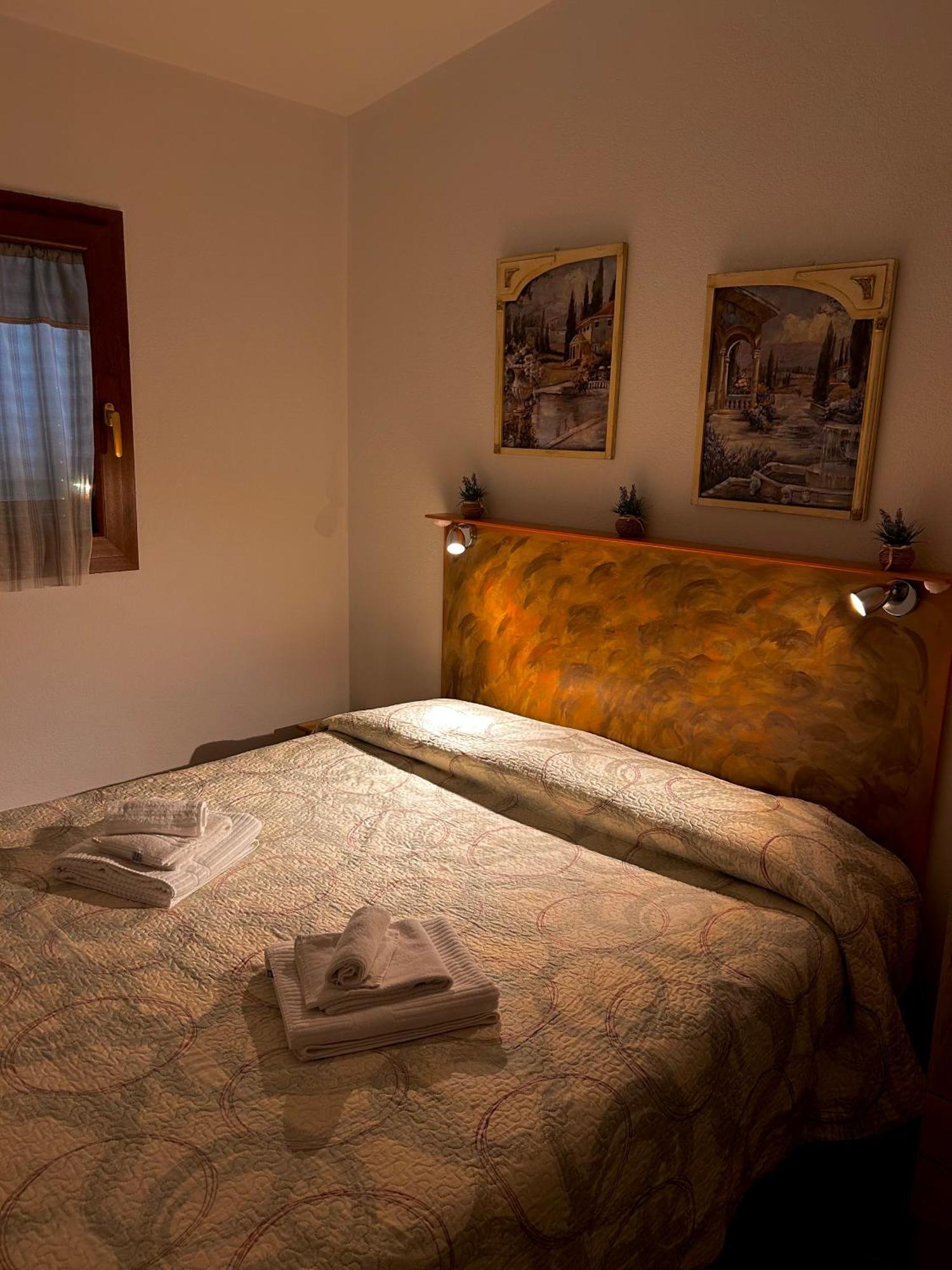 oasi macerina Villa Alanno Bagian luar foto