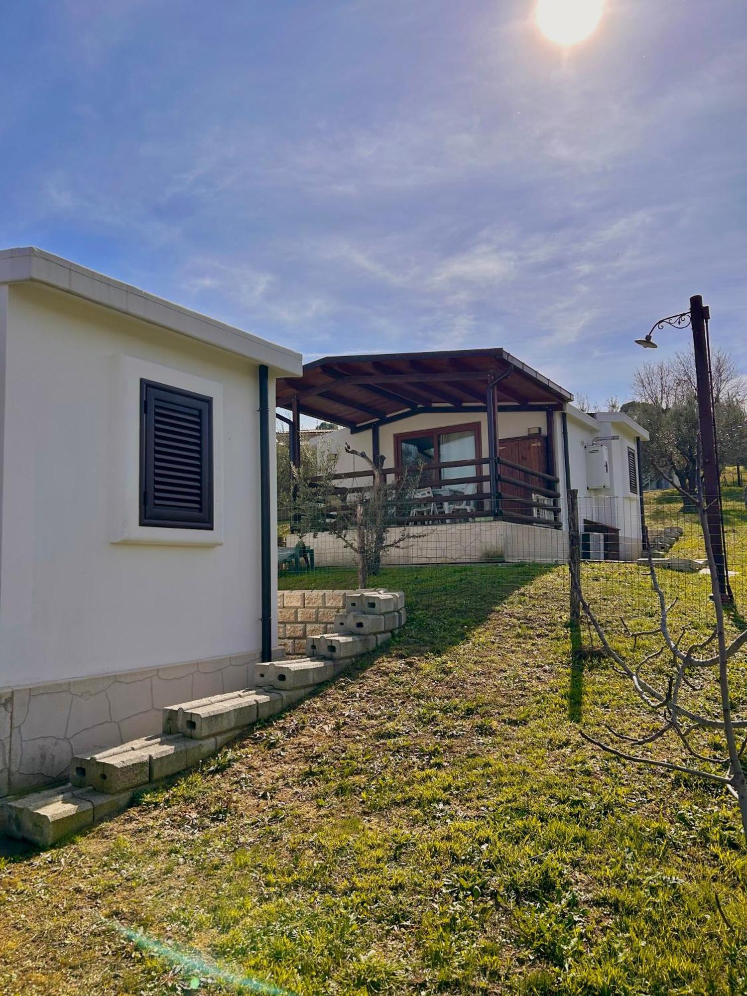 oasi macerina Villa Alanno Bagian luar foto
