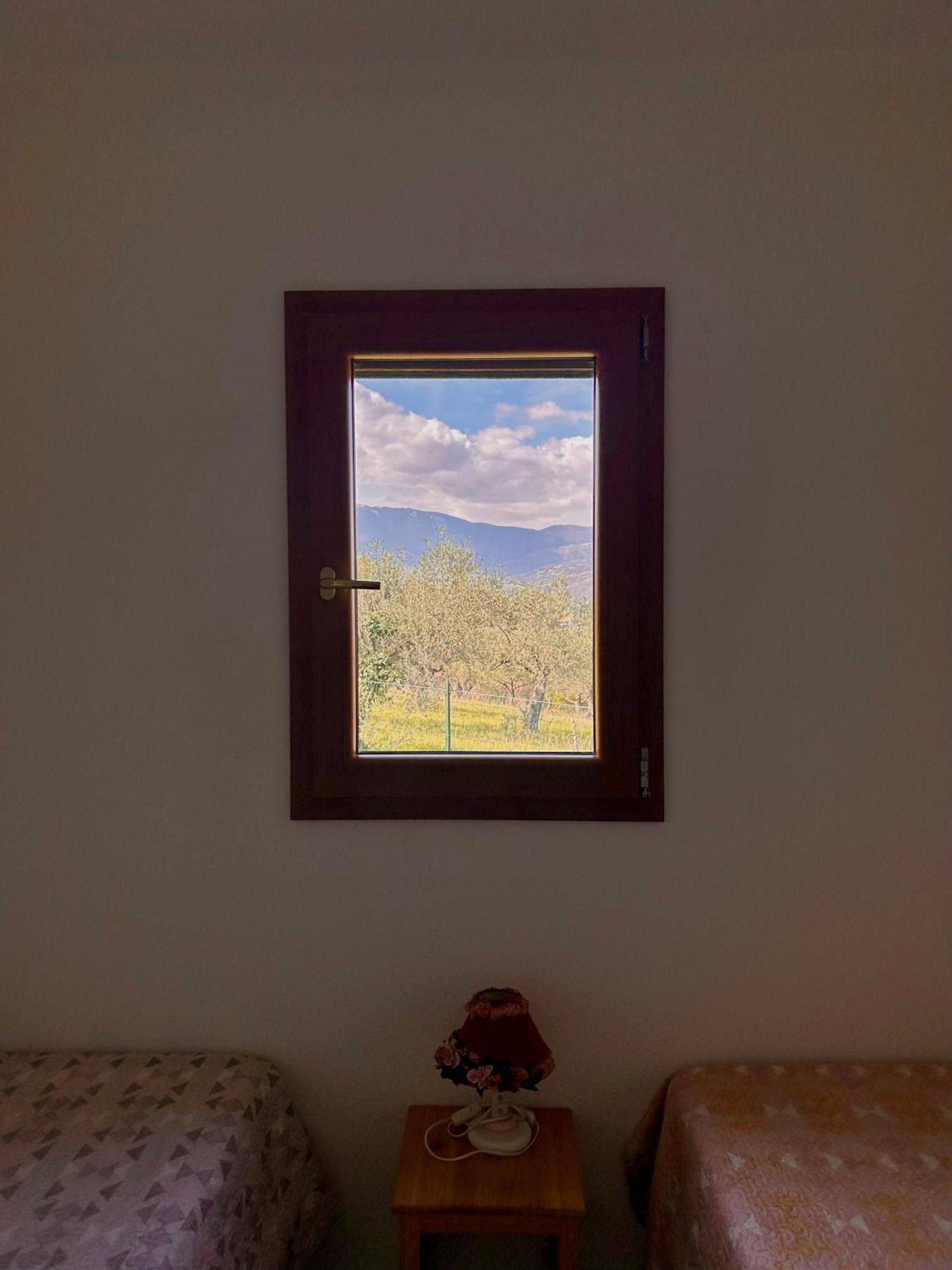 oasi macerina Villa Alanno Bagian luar foto