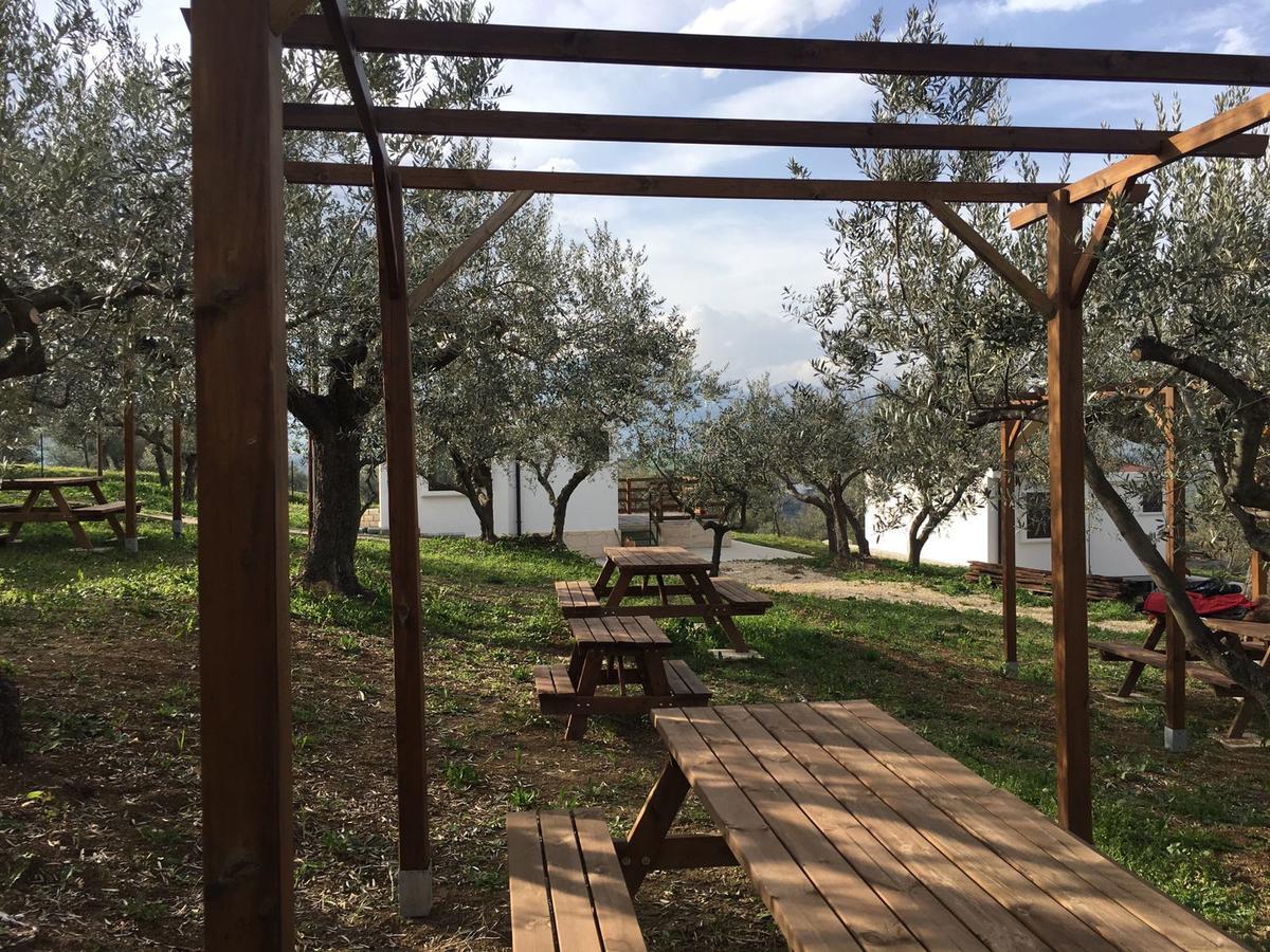 oasi macerina Villa Alanno Bagian luar foto